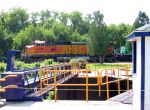BNSF 5496 passing Lock 19